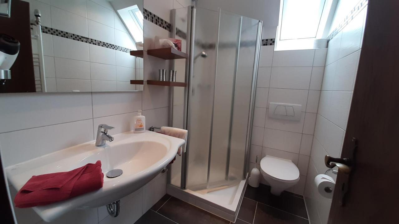Haus Weingarten Appartements-Zimmer Ernst Exteriör bild